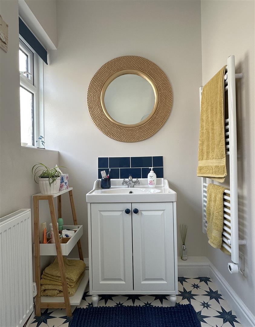 London Road, Chippenham